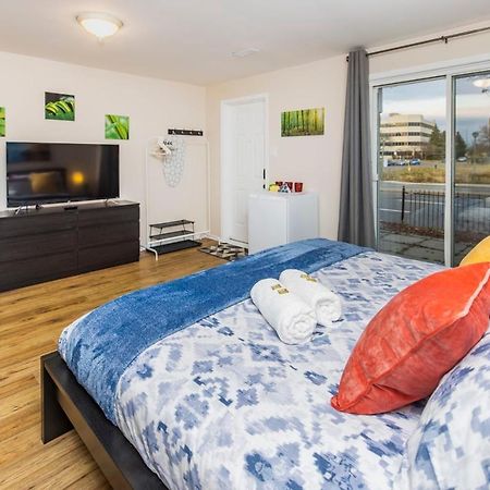 Modern Studio W King Bed - Central Ottawa Extérieur photo